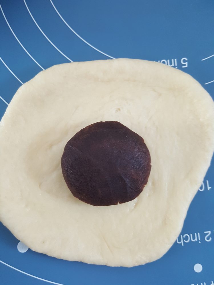豆沙餐包步骤8