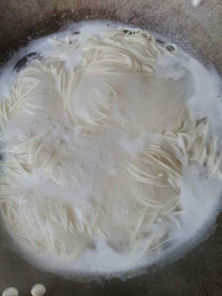 四季豆拌面步骤6
