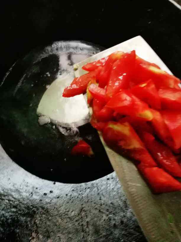 西红柿桂林米粉汤步骤3