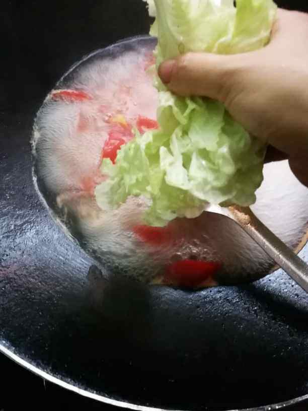 西红柿桂林米粉汤步骤4