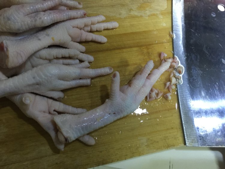 爽口凤爪步骤2