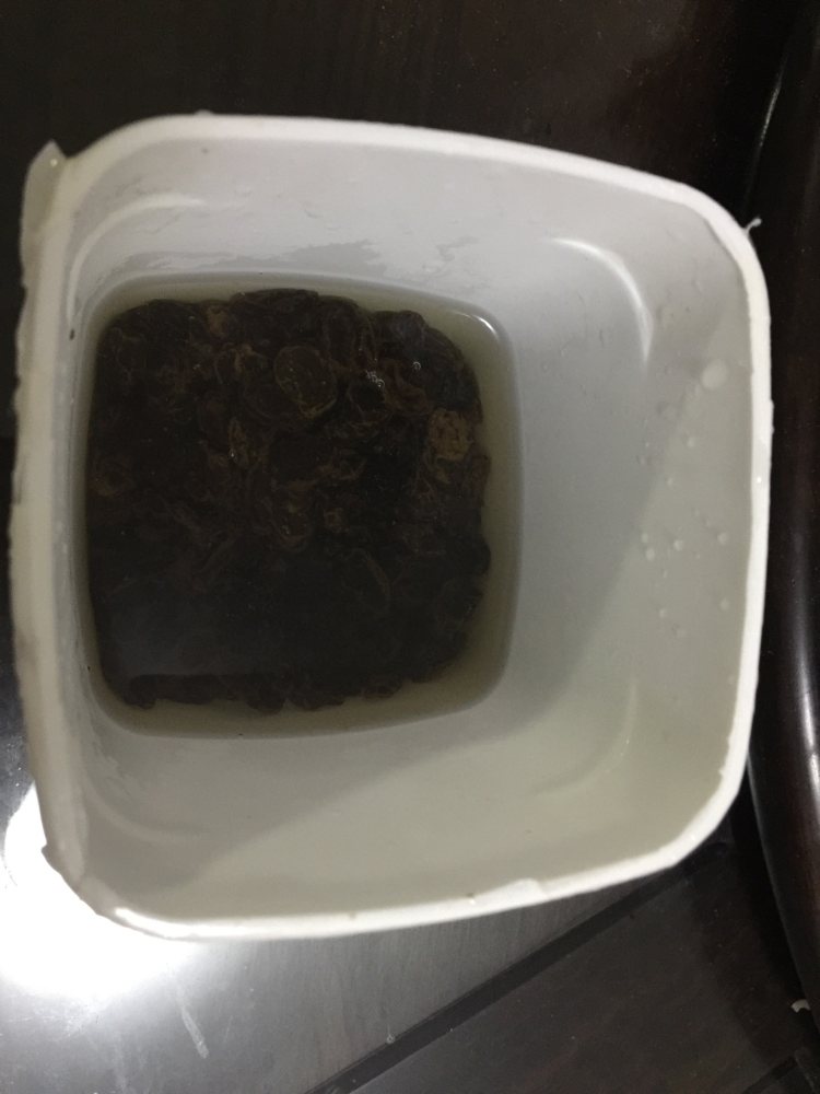 红酒葡萄种黑裸麦面包步骤1