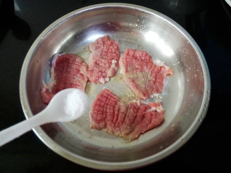 香煎土豆里脊肉步骤4