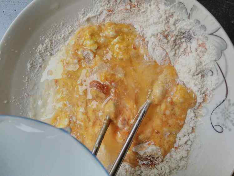 油炸金针菇步骤9