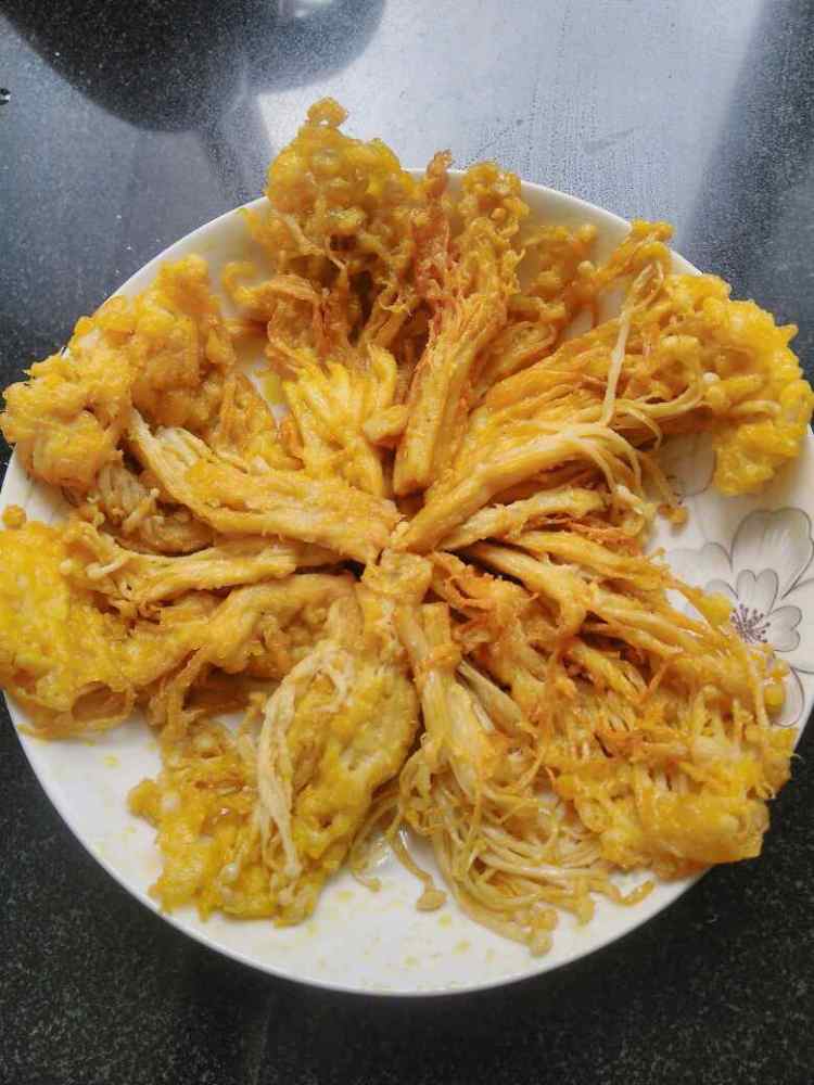 油炸金针菇步骤15