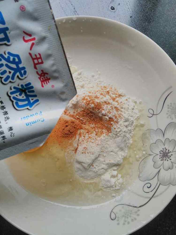 油炸金针菇步骤8