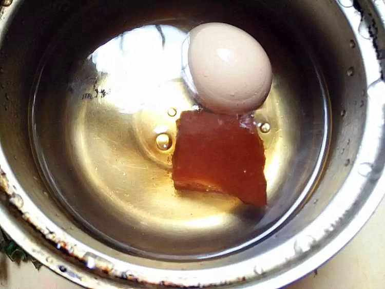 红糖艾草煮鸡蛋步骤3