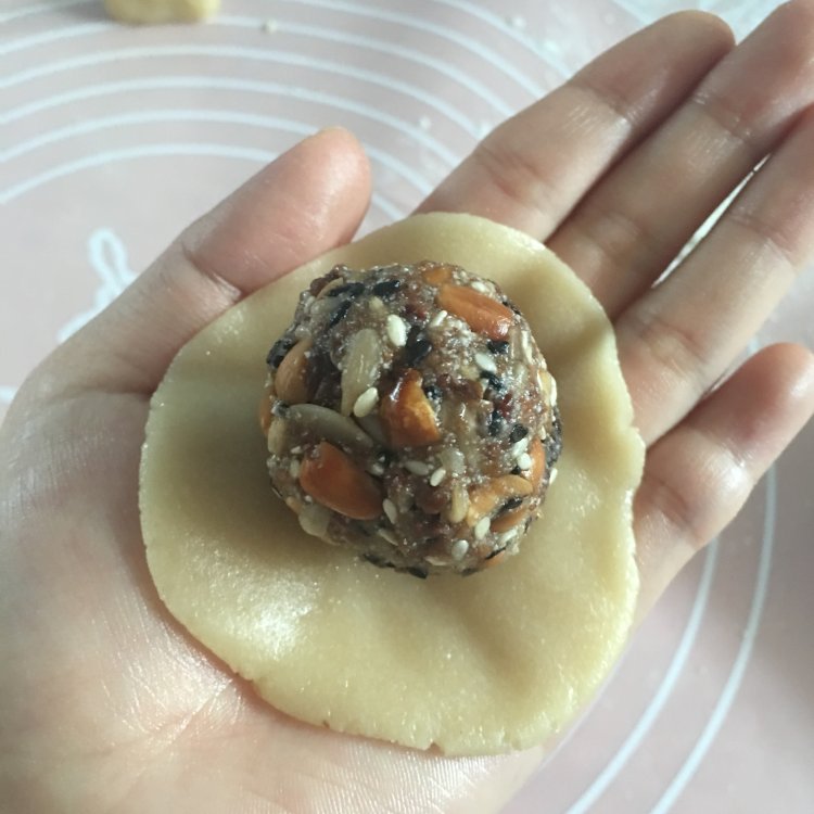 五仁月饼步骤11