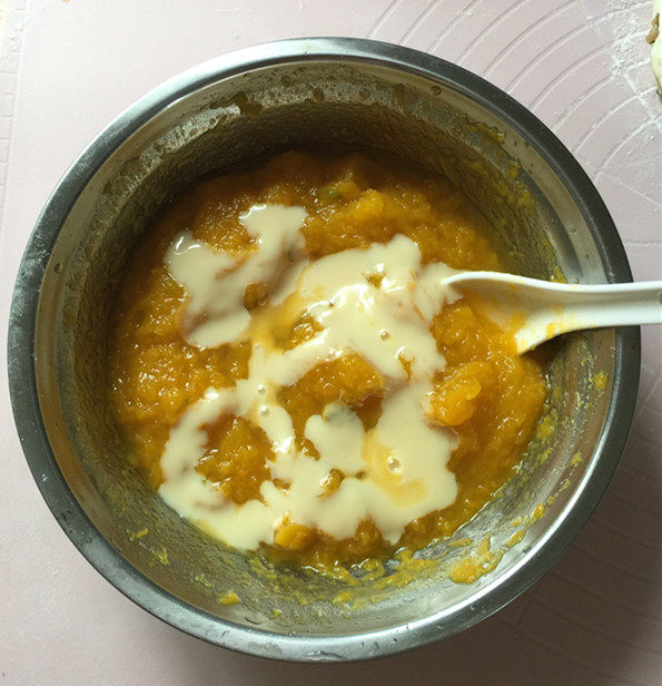 豆沙南瓜饼步骤5