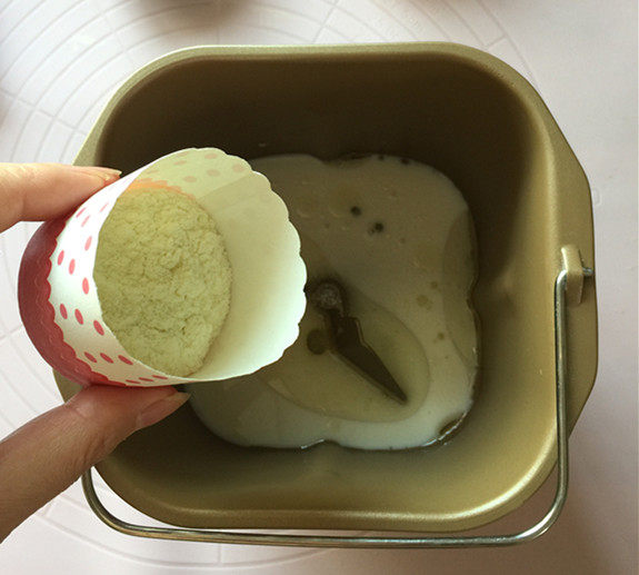 一键式腰果仁面包步骤5
