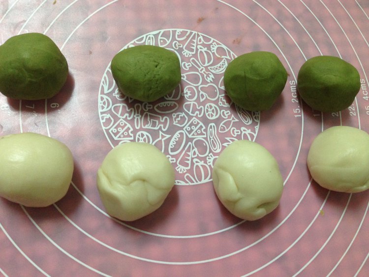 抹茶蛋黄酥步骤8