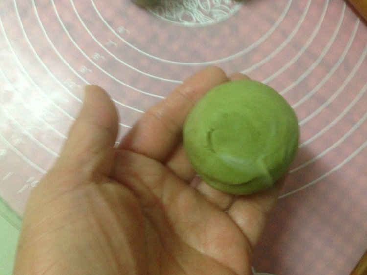 抹茶蛋黄酥步骤18