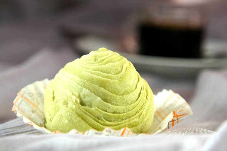 抹茶蛋黄酥步骤20