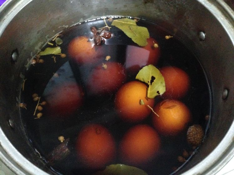 茉莉花茶卤蛋步骤7
