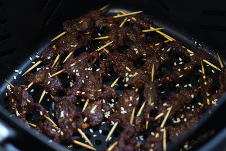 香辣牙签牛肉步骤8