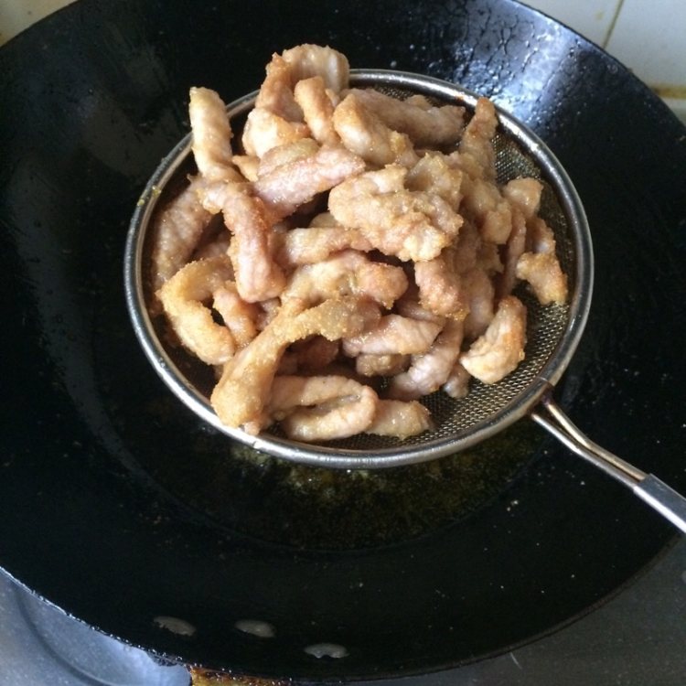 炸酥肉步骤6