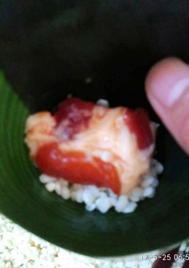 猪腿咸蛋黄肉粽步骤8