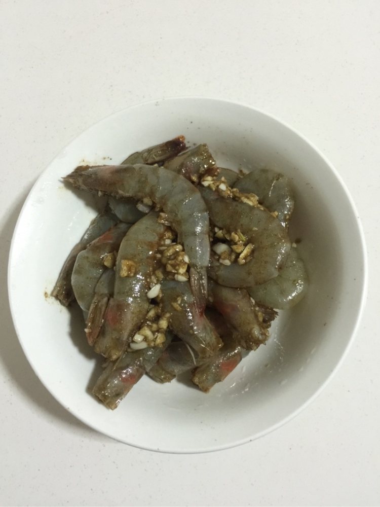 孜然串串虾步骤3