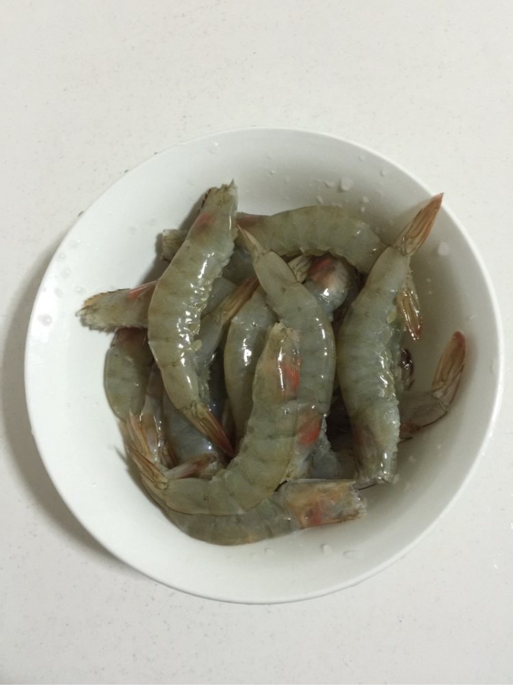 孜然串串虾步骤2