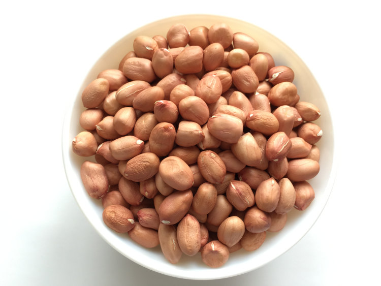 面包机版油炒花生米步骤1