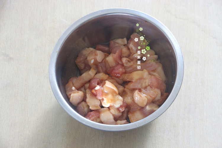 家乡绿豆肉粽子步骤2
