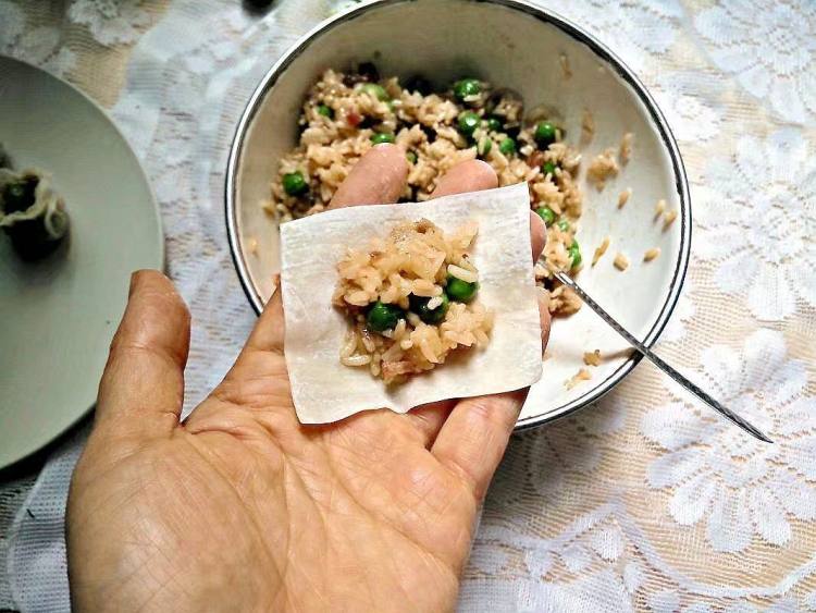 腊味豌豆烧麦步骤7