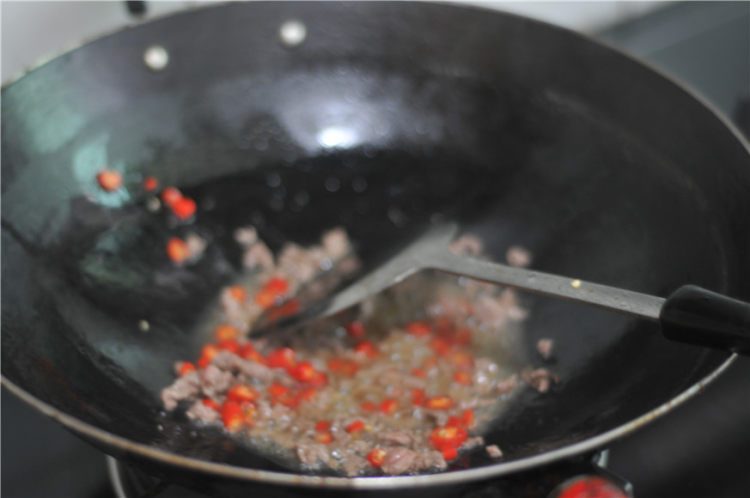 小尖角牛肉面步骤8