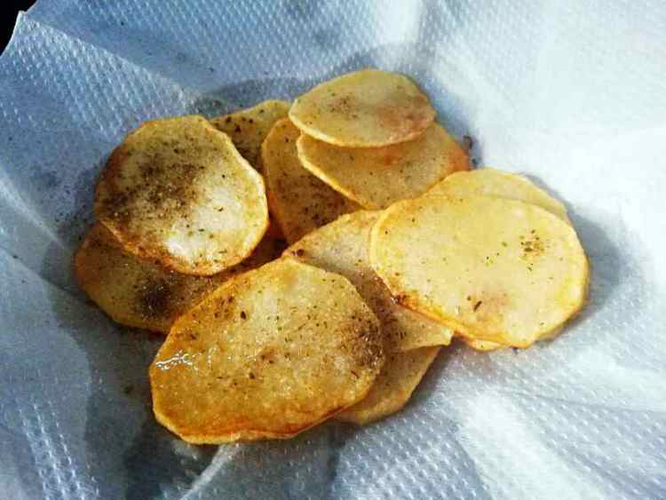 椒盐孜然土豆片步骤6