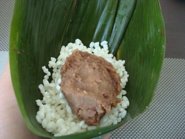 豆沙红枣粽子步骤7