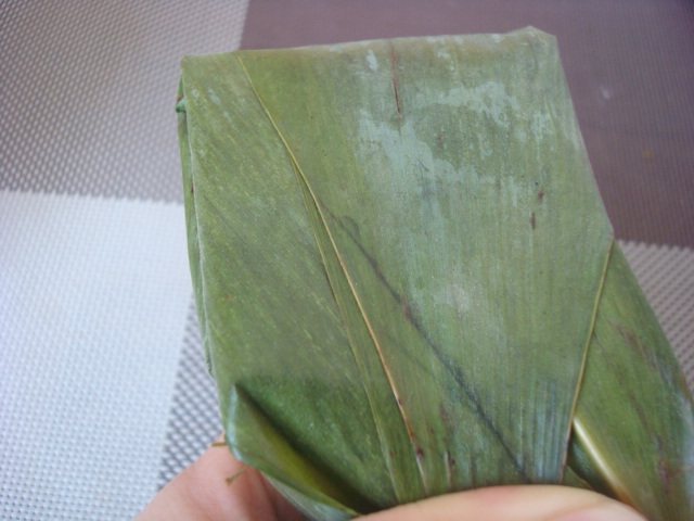 豆沙红枣粽子步骤10