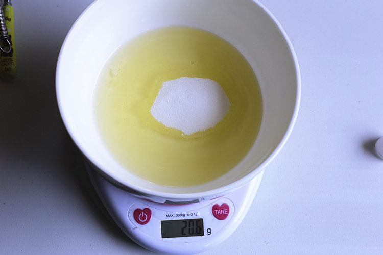 蒸鲜奶步骤1