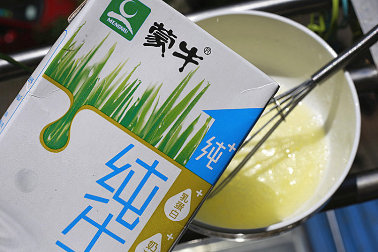 蒸鲜奶步骤3