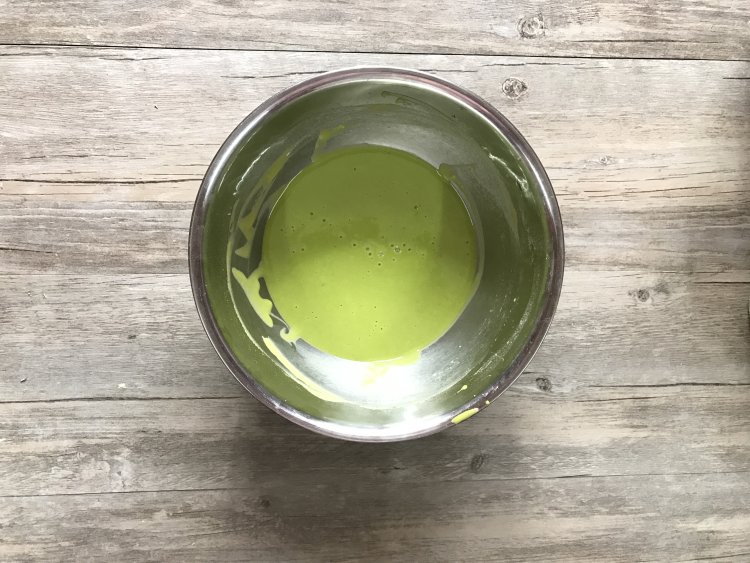樱花草莓慕斯步骤5