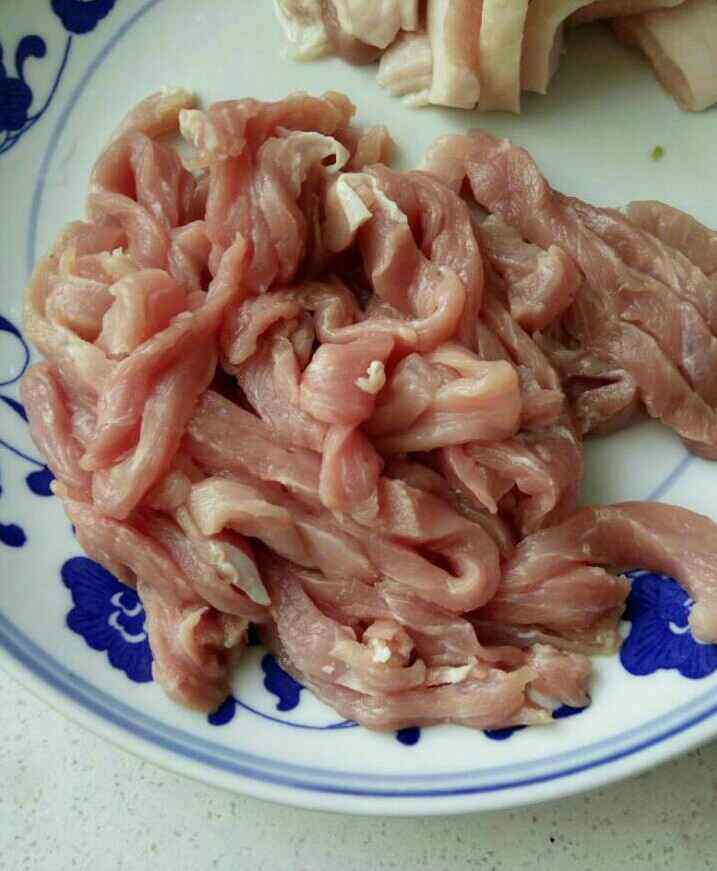 炸猪柳步骤1