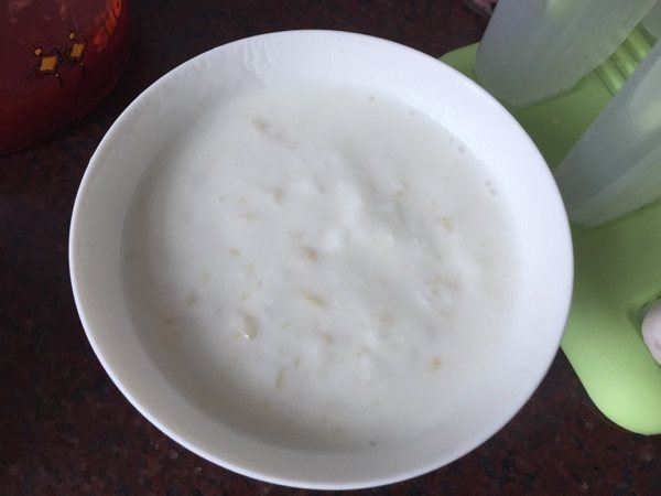 柠檬蜜凤梨果酱酸奶冰步骤5