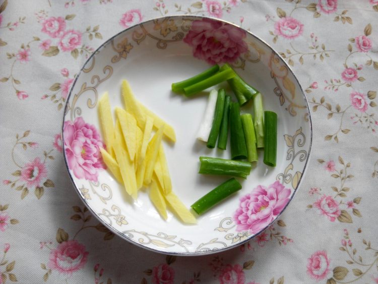 茄汁鲅鱼步骤2