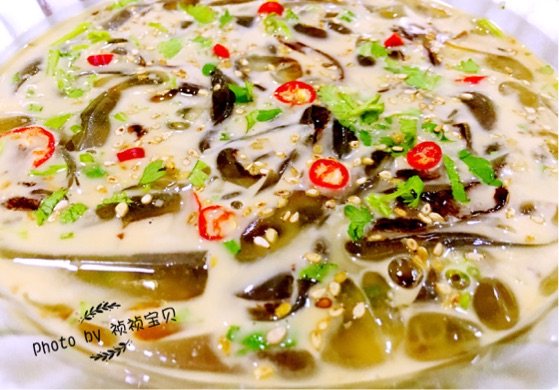 海蜇泡麻酱浴步骤7