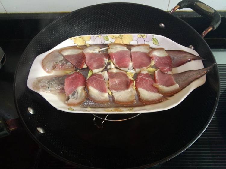 腊肉蒸龙利鱼#新鲜从步骤8