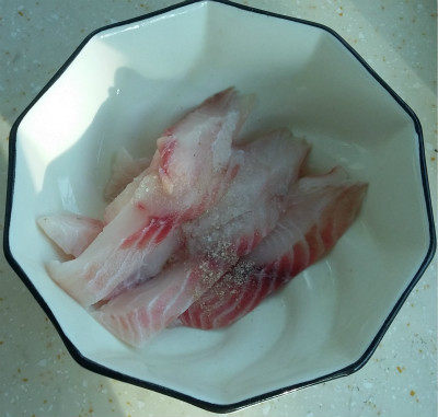 鱼肉卷步骤2