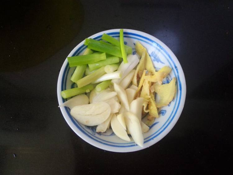 炝梭子蟹步骤2