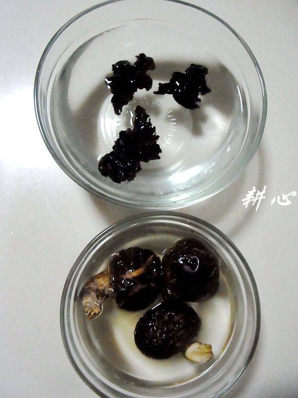 稀卤鱿鱼羹步骤2
