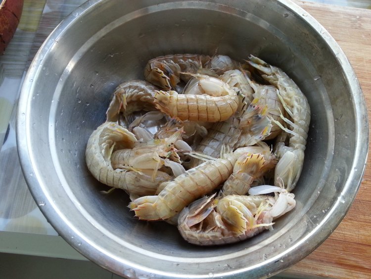清蒸皮皮虾步骤2