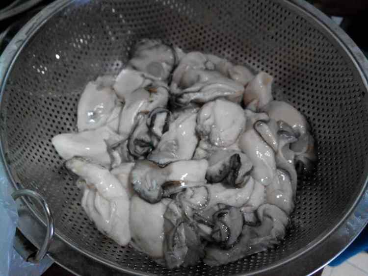 蒜蓉烤生蚝步骤1