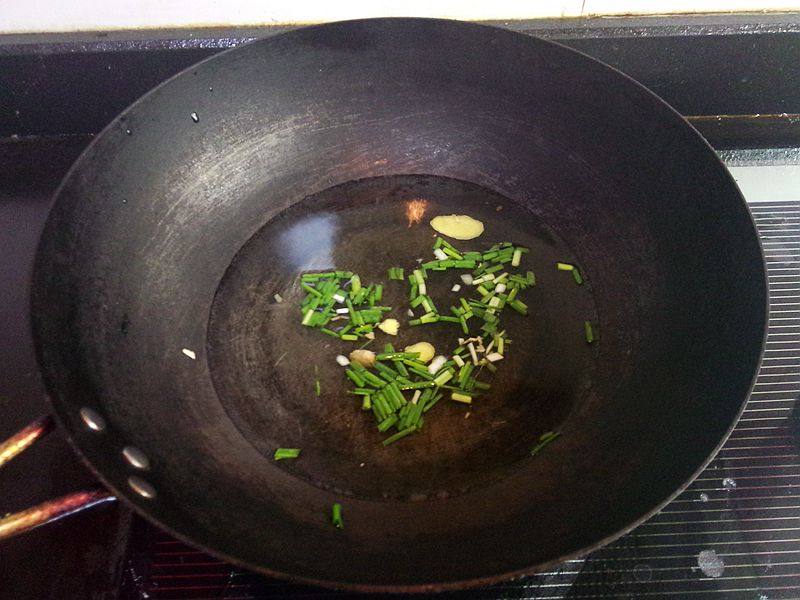 水煮金钩虾步骤3
