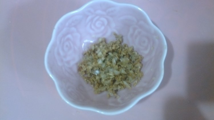 黄金蒜海鲜蒸粉丝#多步骤5