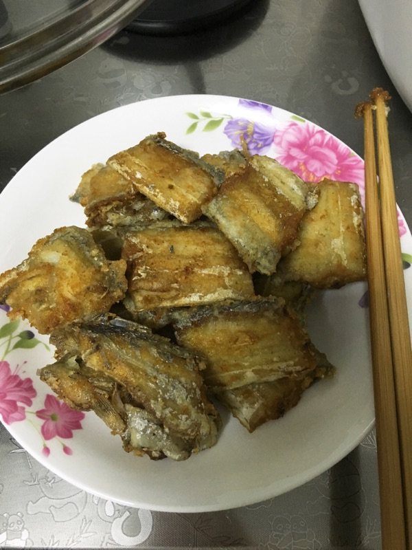孜然香煎带鱼步骤6