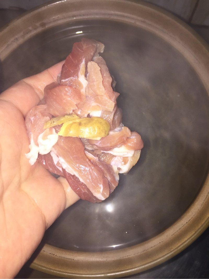 三文鱼骨豆腐汤步骤2