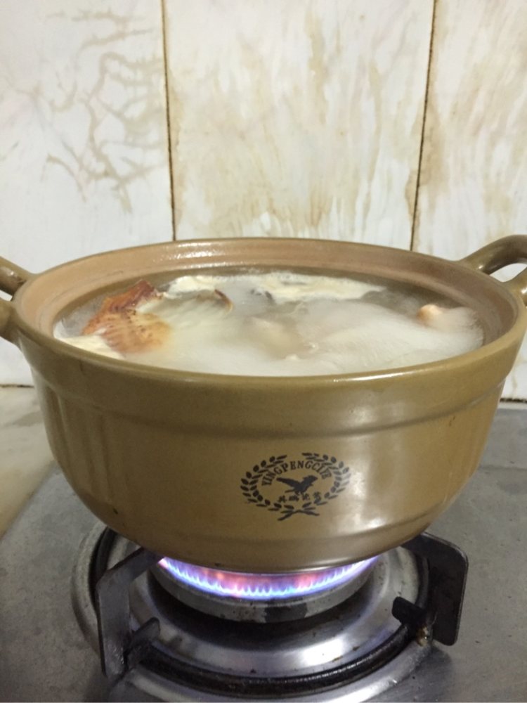 三文鱼骨豆腐汤步骤6