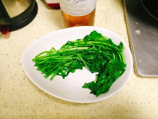 白葡萄酒焖贻贝步骤2