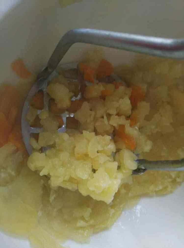 土豆鲜虾海苔饼步骤3